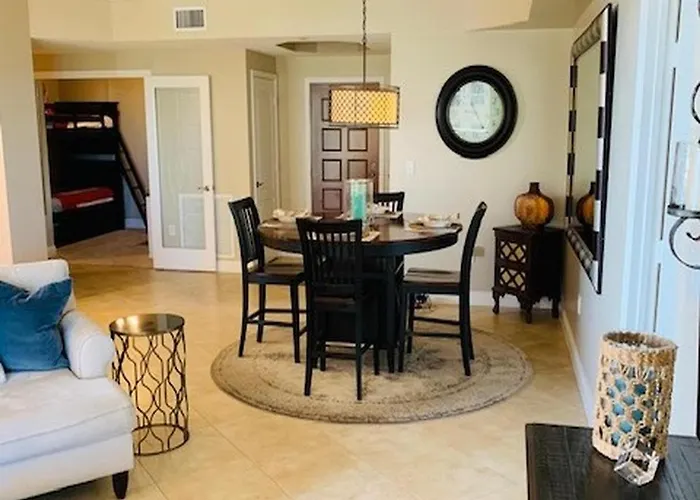 Belle Harbor 506w Panoramic Views Apartment