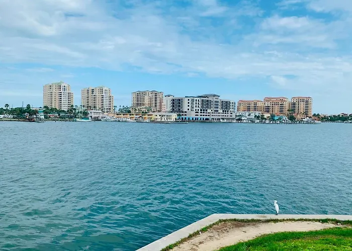 Apartment Belle Harbor 506w Panoramic Views
